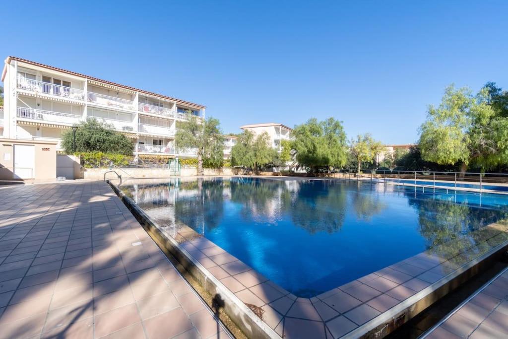 Privilegiado-Tarragona-50Mplaya-Wifi-Pool-Relax8 Екстер'єр фото